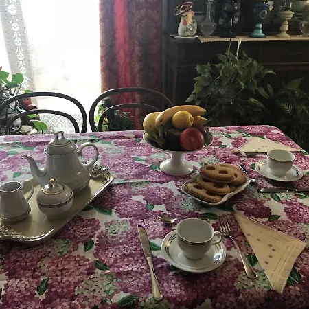 Lo Scoglio Bed and Breakfast