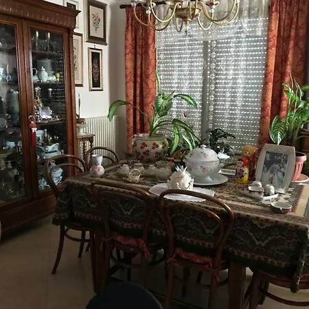 Bed & Breakfast Lo Scoglio 4*